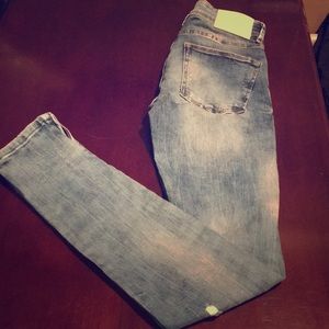 Zara trafaluc skinny damages jeans